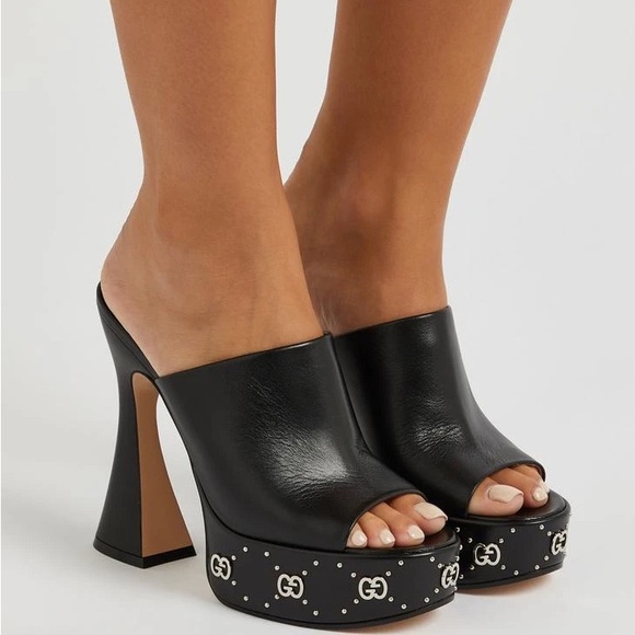 Authentic Brand New Gucci Studded Platform Sandals size 38.5 - Picture 1 of 14